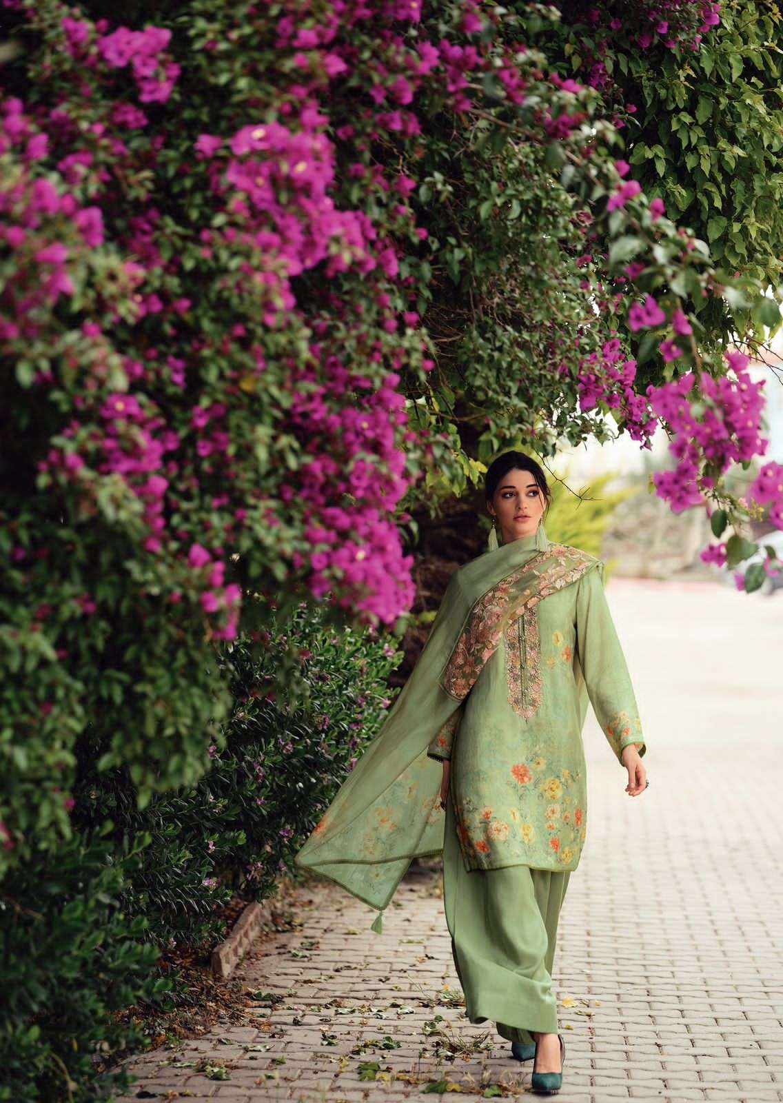 Jacket Style Suit Georgette Silk Green Mustard Embroidered Salwar Kame –  Kajols - Indian & Pakistani Fashion & Tailoring