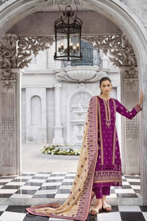 My Fashion Road Gul Ahmed Winter Premium Collection 2023 | AP32064