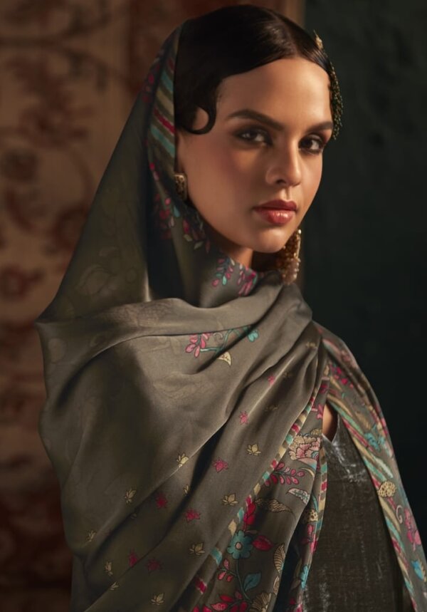 My Fashion Road Kimora Heer Salam E Ishq Designer Velvet Suit | 9183