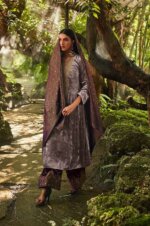 My Fashion Road Aiqa Hasrat Pure Velvet Fancy Designs Salwar Suit | 8507
