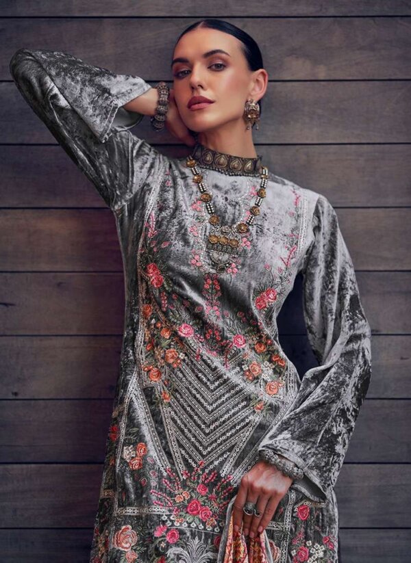 My Fashion Road Aiqa Winter Vogue Ethnic Designs Velvet Designer Ladies Suit | 9014