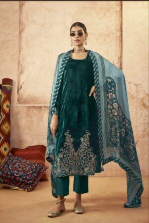 My Fashion Road Kimora Heer Libaas E Ishq Exclusive Velvet Suit | 9167