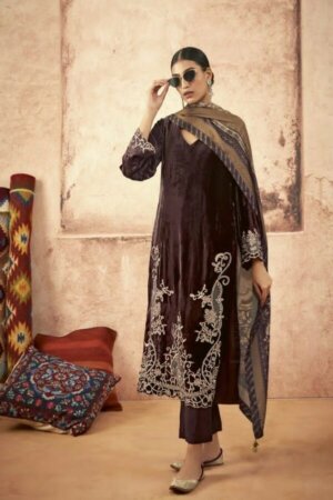 My Fashion Road Kimora Heer Libaas E Ishq Exclusive Velvet Suit | 9161