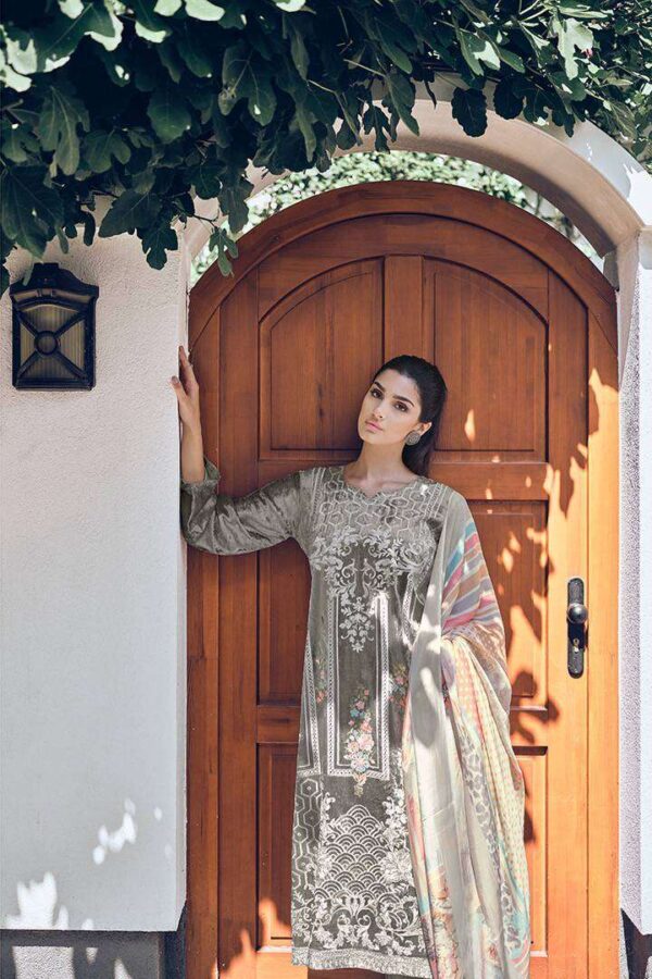 My Fashion Road Aiqa Raghbat Pure Velvet Pakistani Style Designer Dress | 9005