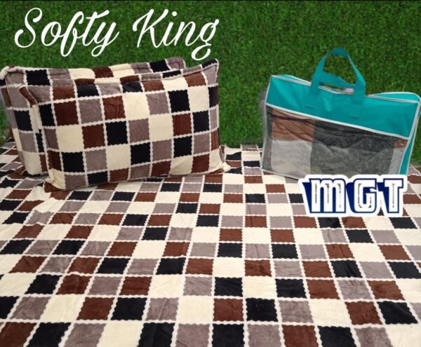 My Fashion Road King Size Warm Bedsheet Set And Pillow covers With Zip