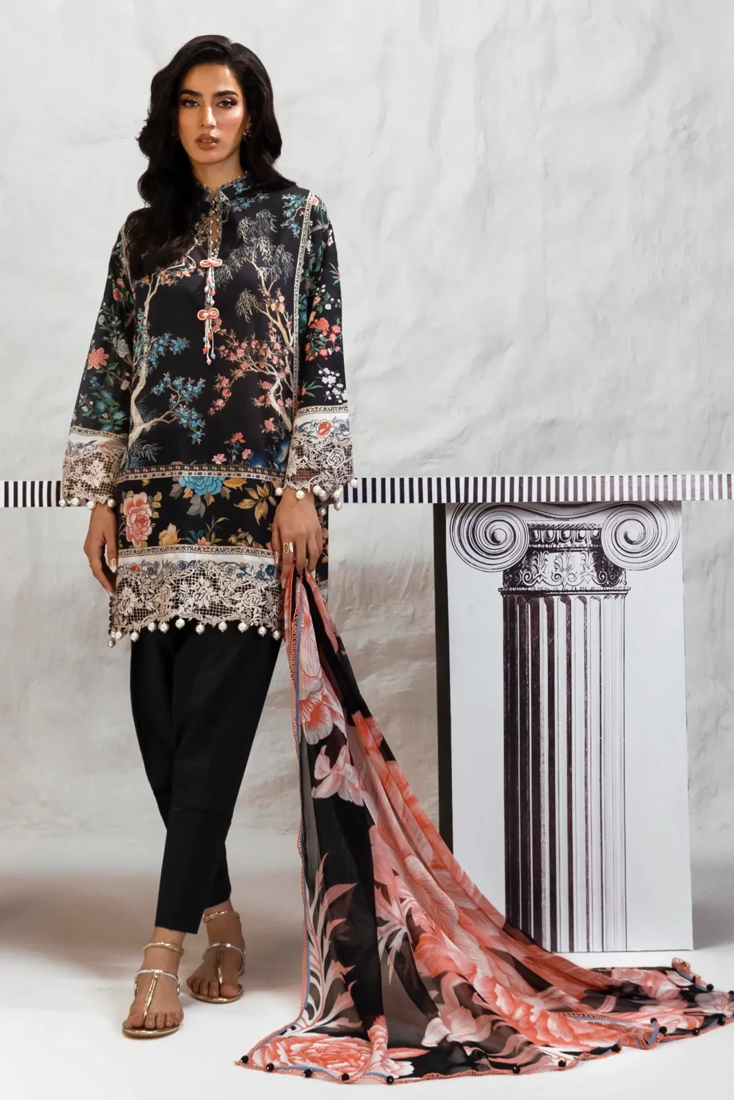 My Fashion Road Sana Safinaz Muzlin Unstitched Lawn | Spring V2 | M242-001B-CI My Fashion Road Sana Safinaz Muzlin Unstitched Lawn | Spring V2 | M242-001B-CI