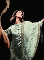 My Fashion Road Varsha Gulzaar E Khaas Partywear Velvet Suit | GEK-03 My Fashion Road Varsha Gulzaar E Khaas Partywear Velvet Suit | GEK-03