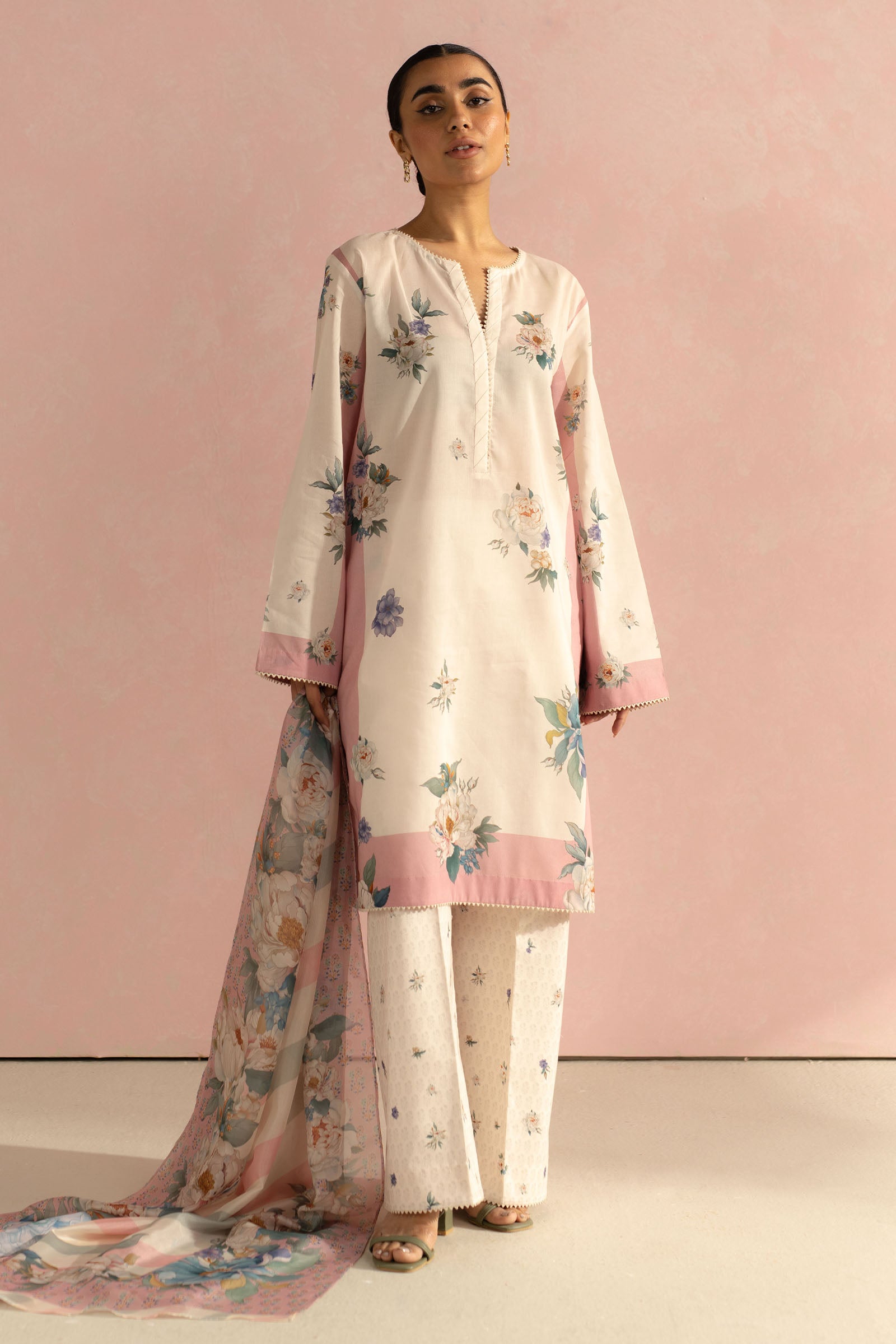 My Fashion Road Coco Prints by Zara Shahjahan Unstitched Collection 2025 | Sofia-2B My Fashion Road Coco Prints by Zara Shahjahan Unstitched Collection 2025 | Sofia-2B