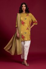 My Fashion Road Sana Safinaz Mahay Unstitched Lawn 2025 Vol 1 | H251-002A My Fashion Road Sana Safinaz Mahay Unstitched Lawn 2025 Vol 1 | H251-002A