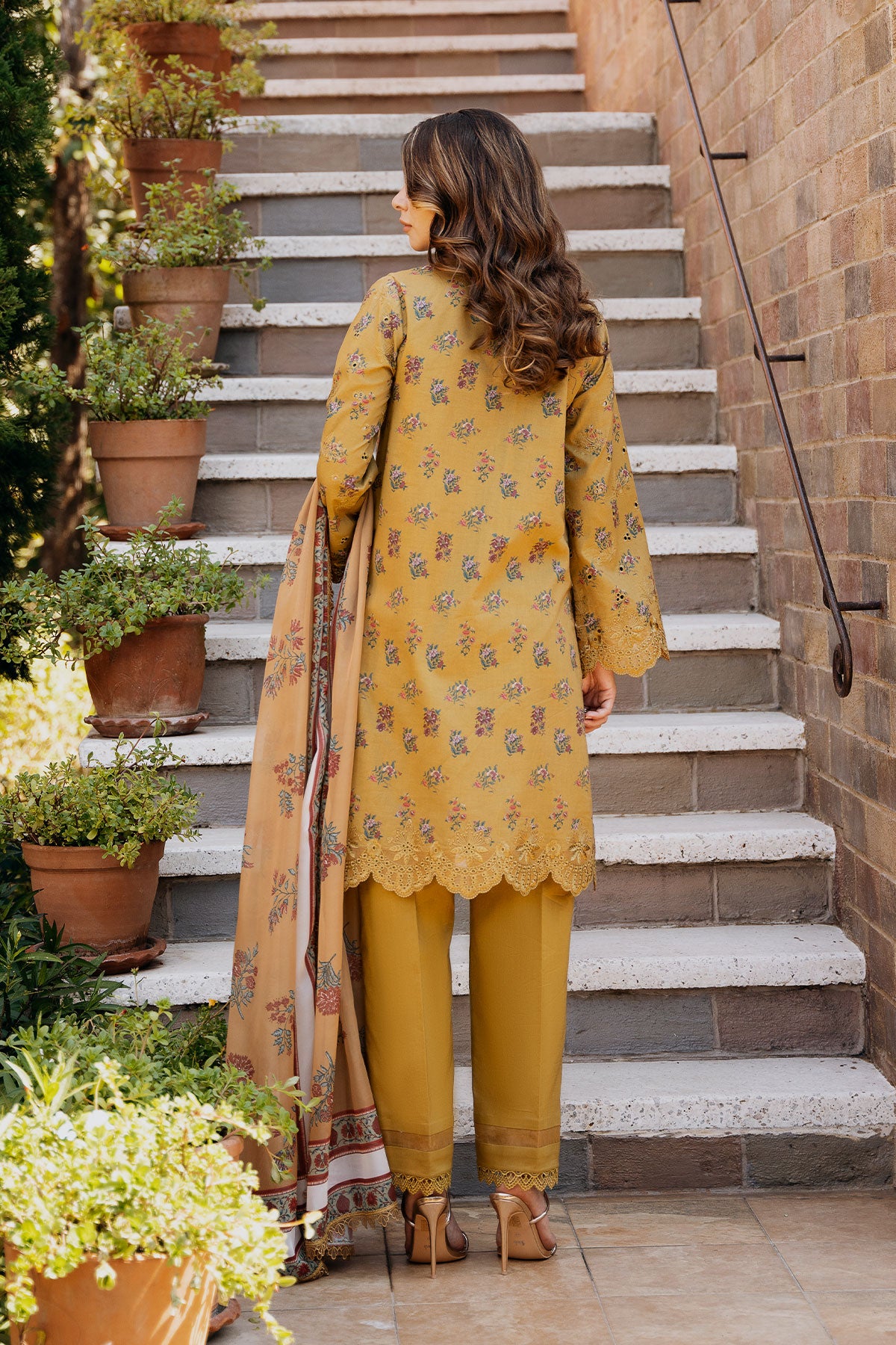 My Fashion Road Damask by Afrozeh Lawn Collection Suit 2025 | Lorien B My Fashion Road Damask by Afrozeh Lawn Collection Suit 2025 | Lorien B