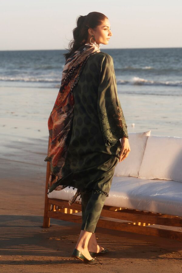 My Fashion Road Baroque Summer Lawn Unstitched Collection 2025 | UF-4064