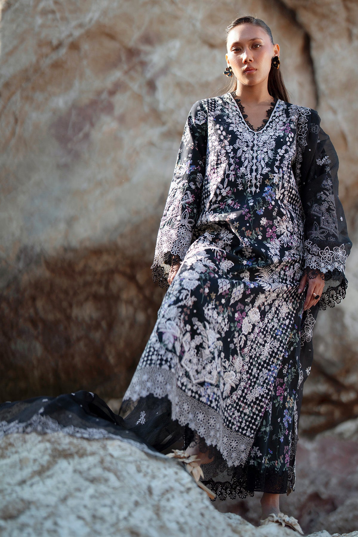 My Fashion Road Summer Together by Afrozeh Lawn Collection Suit 2025 | Saffron Jasper My Fashion Road Summer Together by Afrozeh Lawn Collection Suit 2025 | Saffron Jasper