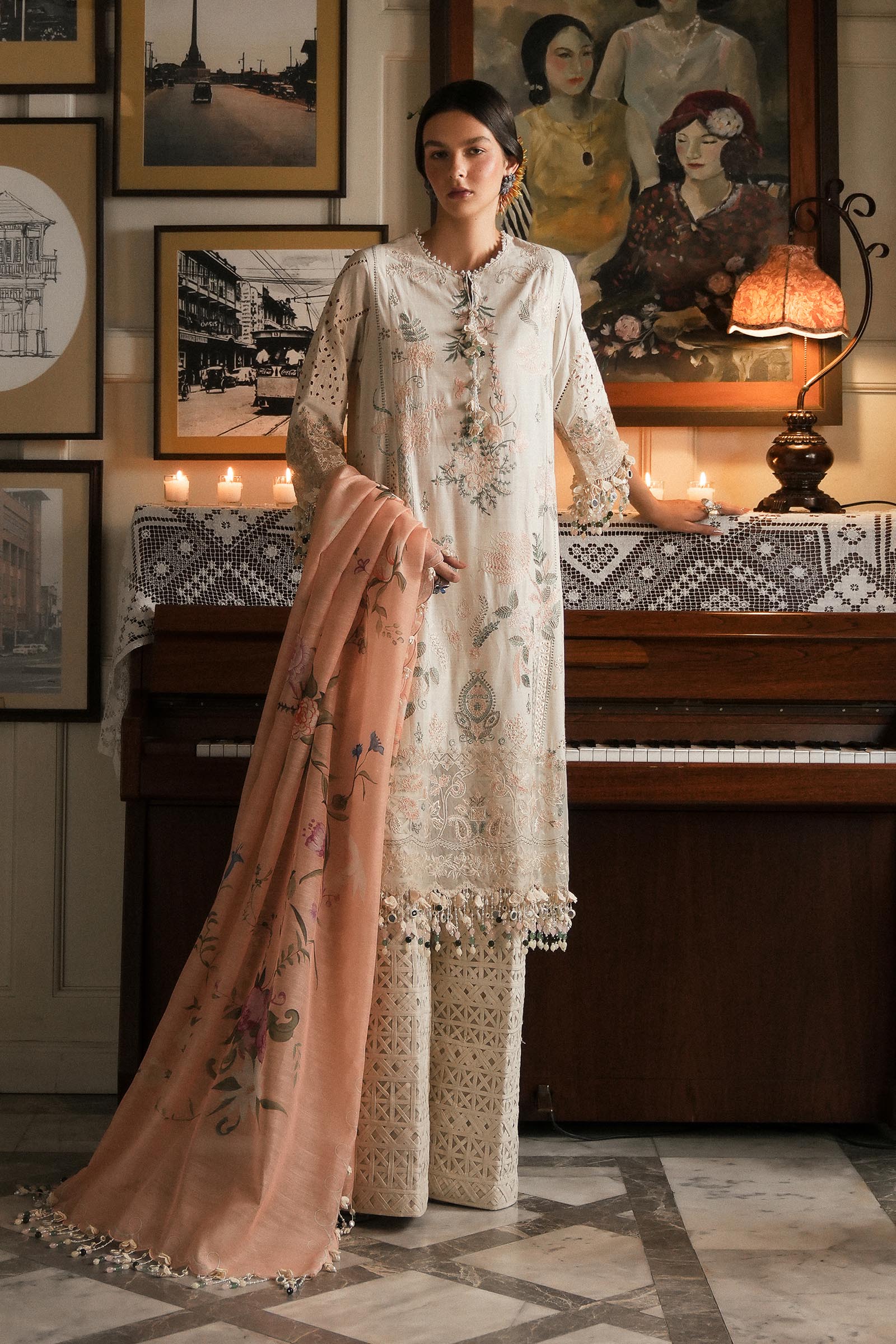 My Fashion Road Sana Safinaz Luxury Lawn Unstitched Collection 2025 | L251-003A-3DI My Fashion Road Sana Safinaz Luxury Lawn Unstitched Collection 2025 | L251-003A-3DI