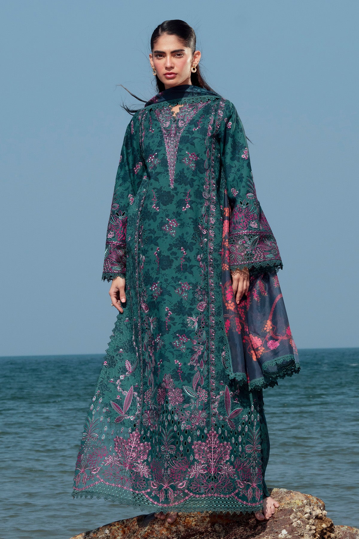 My Fashion Road Summer Together by Afrozeh Lawn Collection Suit 2025 | Emerald My Fashion Road Summer Together by Afrozeh Lawn Collection Suit 2025 | Emerald