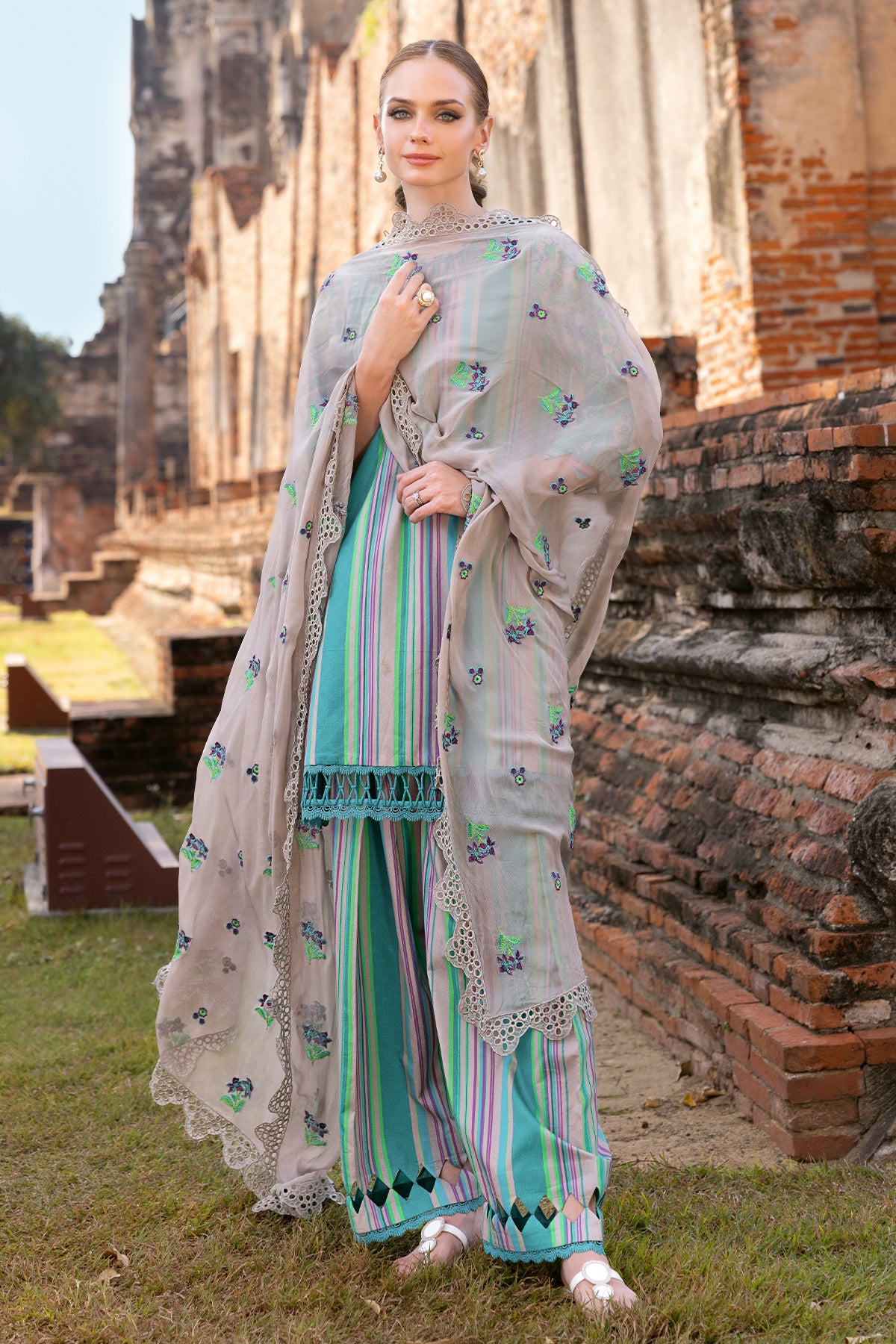 My Fashion Road Charizma Print Melody Vol 1 Unstitched Collection 2025 | PM5-06 My Fashion Road Charizma Print Melody Vol 1 Unstitched Collection 2025 | PM5-06