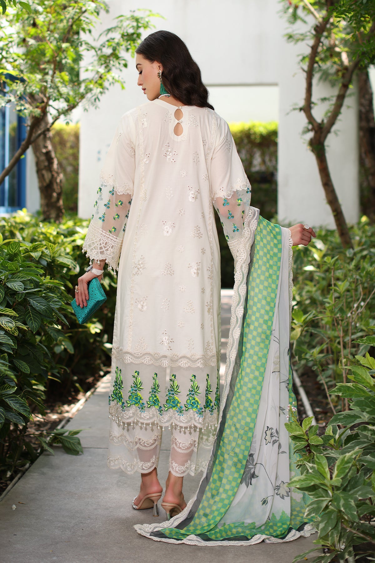 My Fashion Road Charizma Reem Lawn Unstitched Collection 2025 | CRS4-24 My Fashion Road Charizma Reem Lawn Unstitched Collection 2025 | CRS4-24