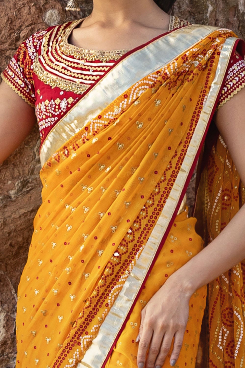 My Fashion Road Gul Ahmed Chunri Lawn Unstitched Collection 2025 | PRS-52001 My Fashion Road Gul Ahmed Chunri Lawn Unstitched Collection 2025 | PRS-52001