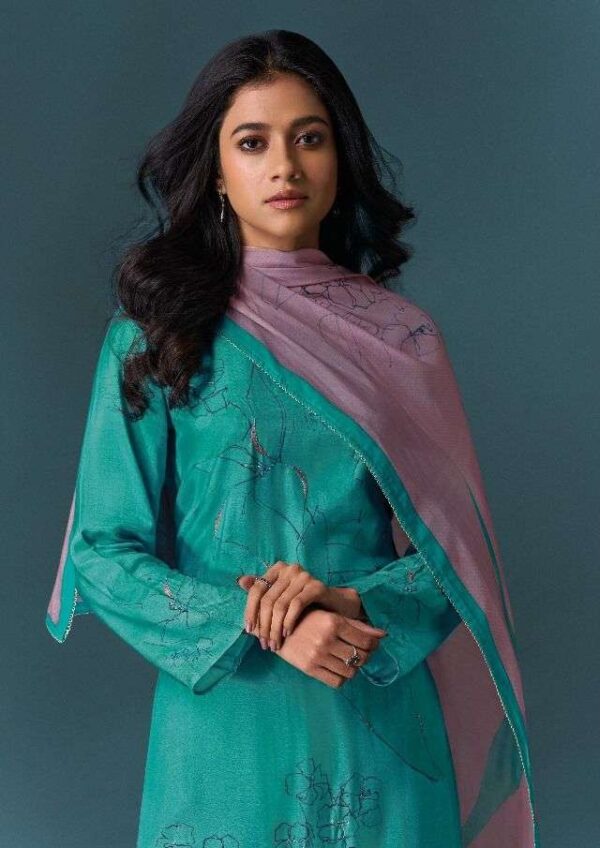 My Fashion Road Omtex Riyanshi Exclusive Fancy Ladies Suit | 8061-B