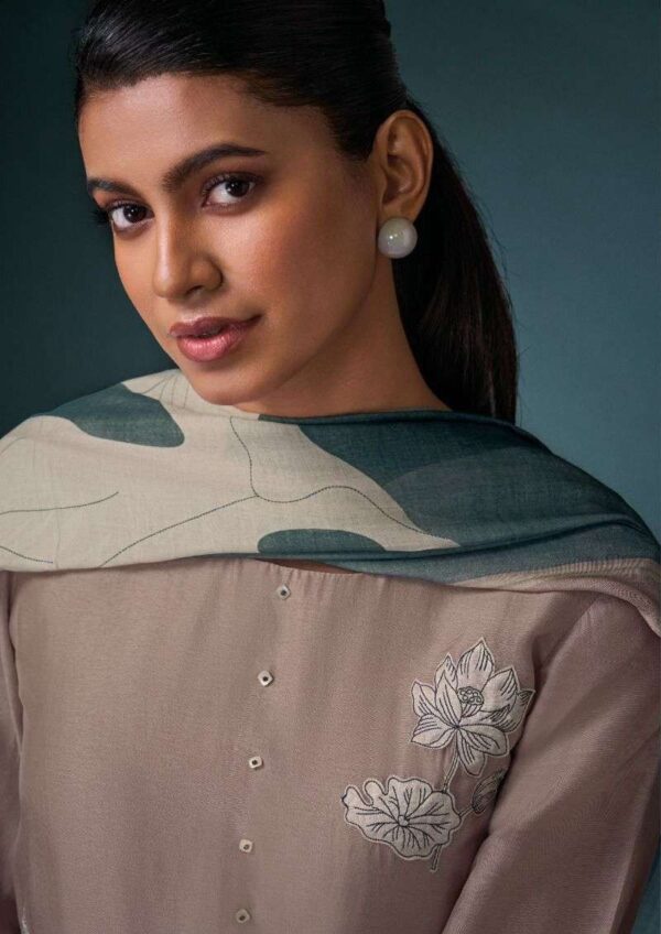 My Fashion Road Omtex Fashion Icon Exclusive Fancy Latest Ladies Suit | 7711-A