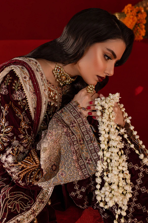 My Fashion Road Maya by Nureh Latest Velvet Unstitched Collection 2025 || NW-89 My Fashion Road Maya by Nureh Latest Velvet Unstitched Collection 2025 || NW-89