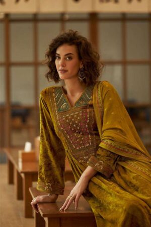 My Fashion Road Aiqa Qealiz Partywear Style Velvet Designer Suit | A – 2402
