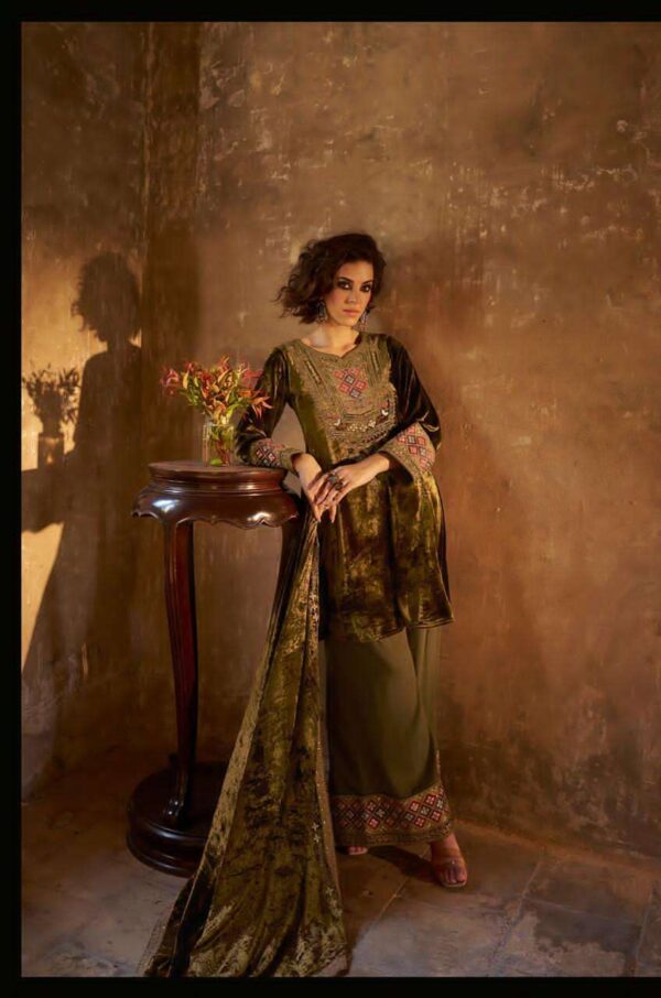 My Fashion Road Aiqa Shuijing Pure Viscose Velvet Designer Suit | A – 1906