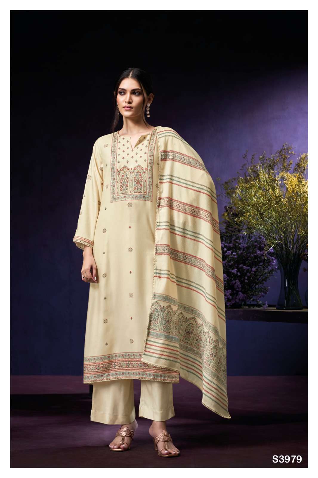 My Fashion Road Ganga Fashion Tovea Winter Collection Pure Pashmina Ladies | S3979 My Fashion Road Ganga Fashion Tovea Winter Collection Pure Pashmina Ladies | S3979