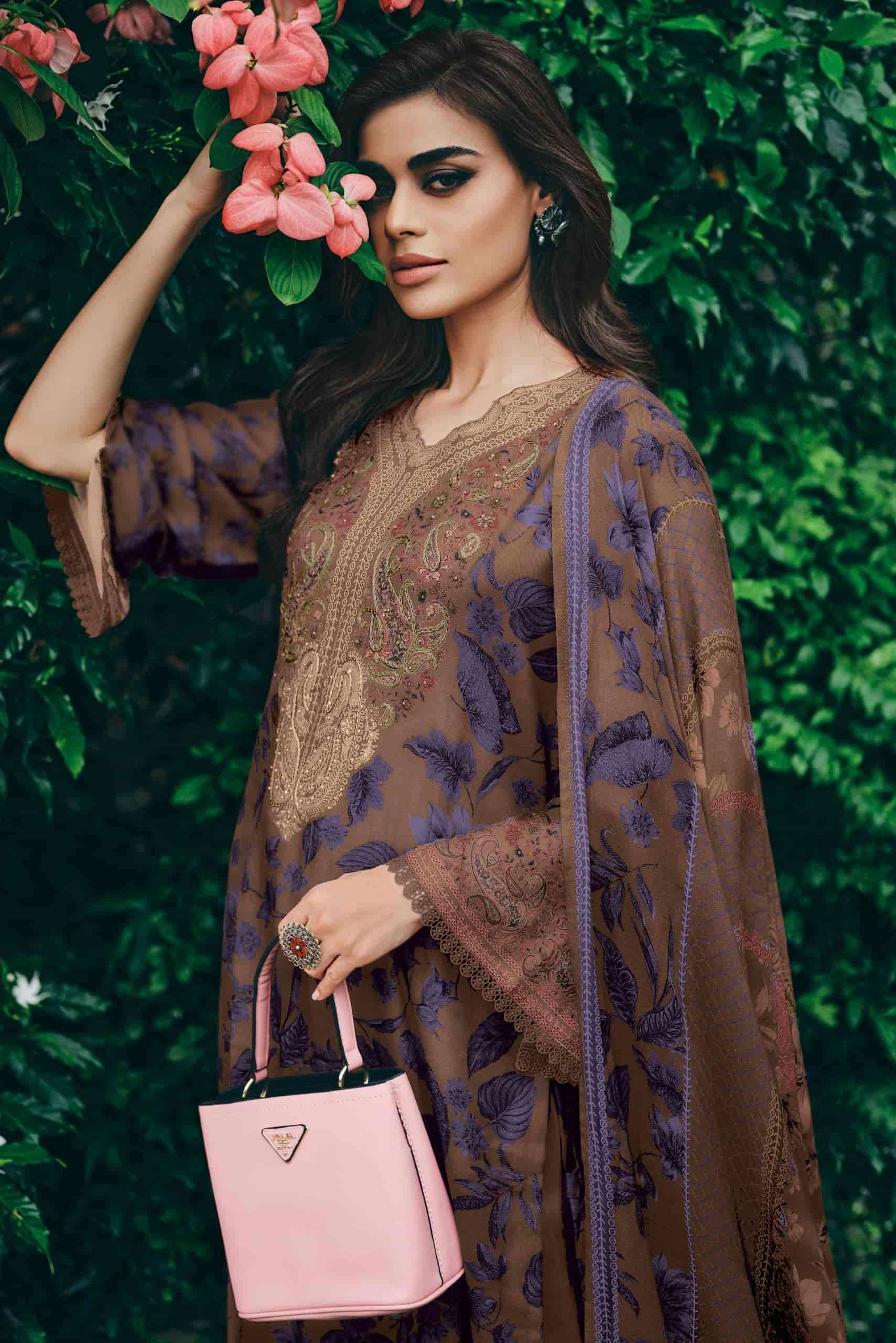 My Fashion Road Varsha Gulnaaz Special Vol 3 Fancy Pashmina Suit | GZ-01 My Fashion Road Varsha Gulnaaz Special Vol 3 Fancy Pashmina Suit | GZ-01
