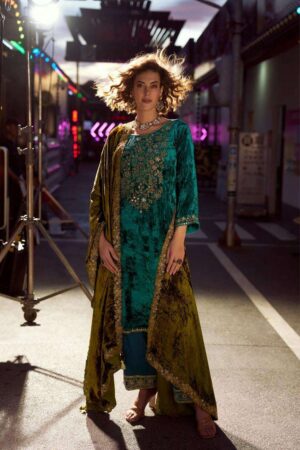 My Fashion Road Aiqa The Dance Of Love Designer Velvet Partywear Suit | A – 2301