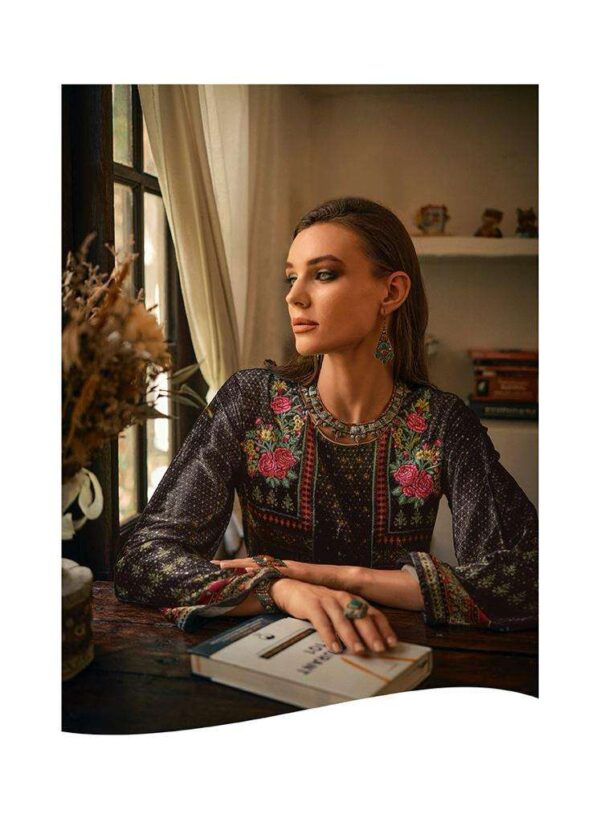 My Fashion Road Aiqa The New Vintage Digital Style Winter Wear Branded Velvet Suit | 8101