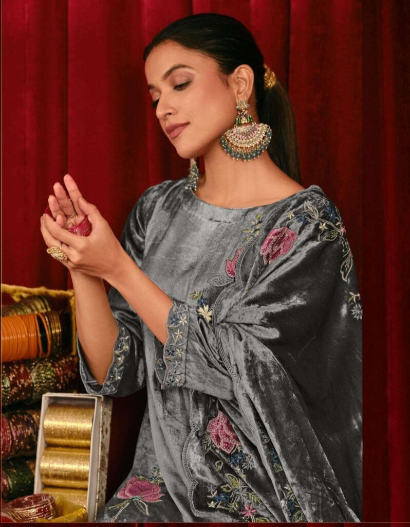 My Fashion Road Jay Vijay Saugat Velvet Partywear Style Velvet Designer Suit | 10602