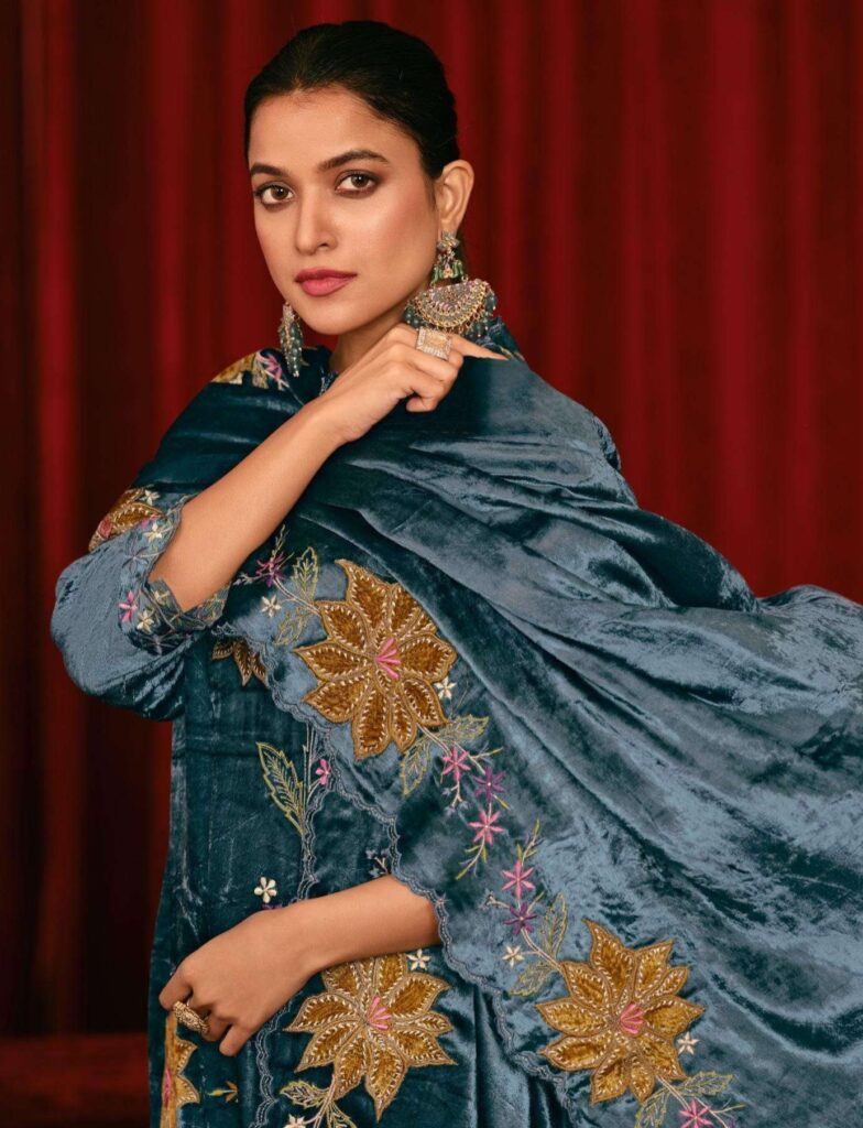 My Fashion Road Jay Vijay Saugat Velvet Partywear Style Velvet Designer Suit | 10605