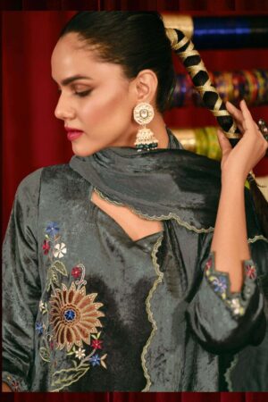 My Fashion Road Jay Vijay Saugat Velvet Partywear Style Velvet Designer Suit | 10606