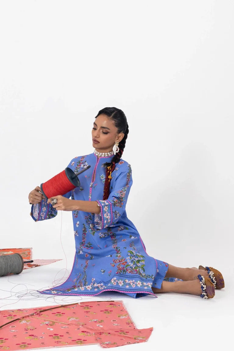 My Fashion Road Sana Safinaz Mahay Spring ’26 Unstitched Suit Vol. 1 | 006B My Fashion Road Sana Safinaz Mahay Spring ’26 Unstitched Suit Vol. 1 | 006B