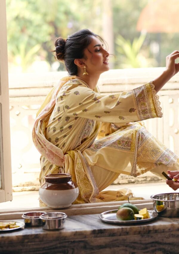 My Fashion Road Kimora Khatta Meetha Vol 71 Lawn Cotton With Digital Printed Suit | 2328