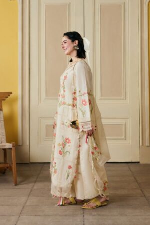 My Fashion Road Maryam Hussain Pakistani Luxury Lawn Suit | Hala