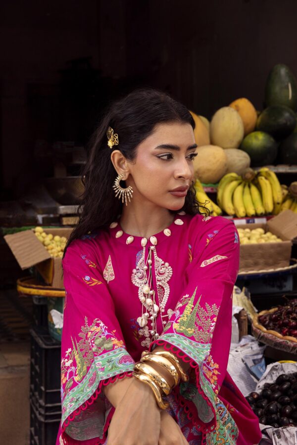 My Fashion Road Sana Safinaz Unstitched Printed Lawn Suit Vol 4 2026 | SN10 My Fashion Road Sana Safinaz Unstitched Printed Lawn Suit Vol 4 2026 | SN10