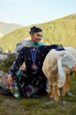 My Fashion Road Sana Safinaz Embroidered Muzlin Unstitched Suit – SS17