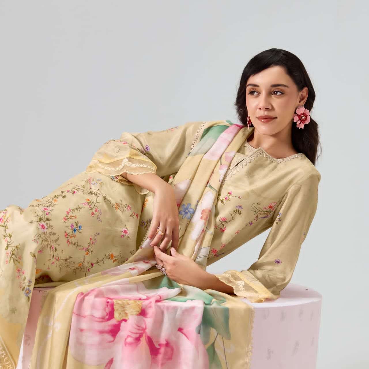 My Fashion Road Kimora Sohni Nigaar Pure Muslin Designer Suit | 984 My Fashion Road Kimora Sohni Nigaar Pure Muslin Designer Suit | 984