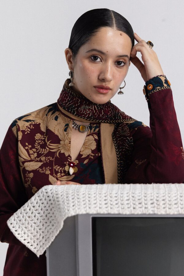 My Fashion Road Coco by Zara Shahjahan Winter 2026 – Iris-8A My Fashion Road Coco by Zara Shahjahan Winter 2026 – Iris-8A