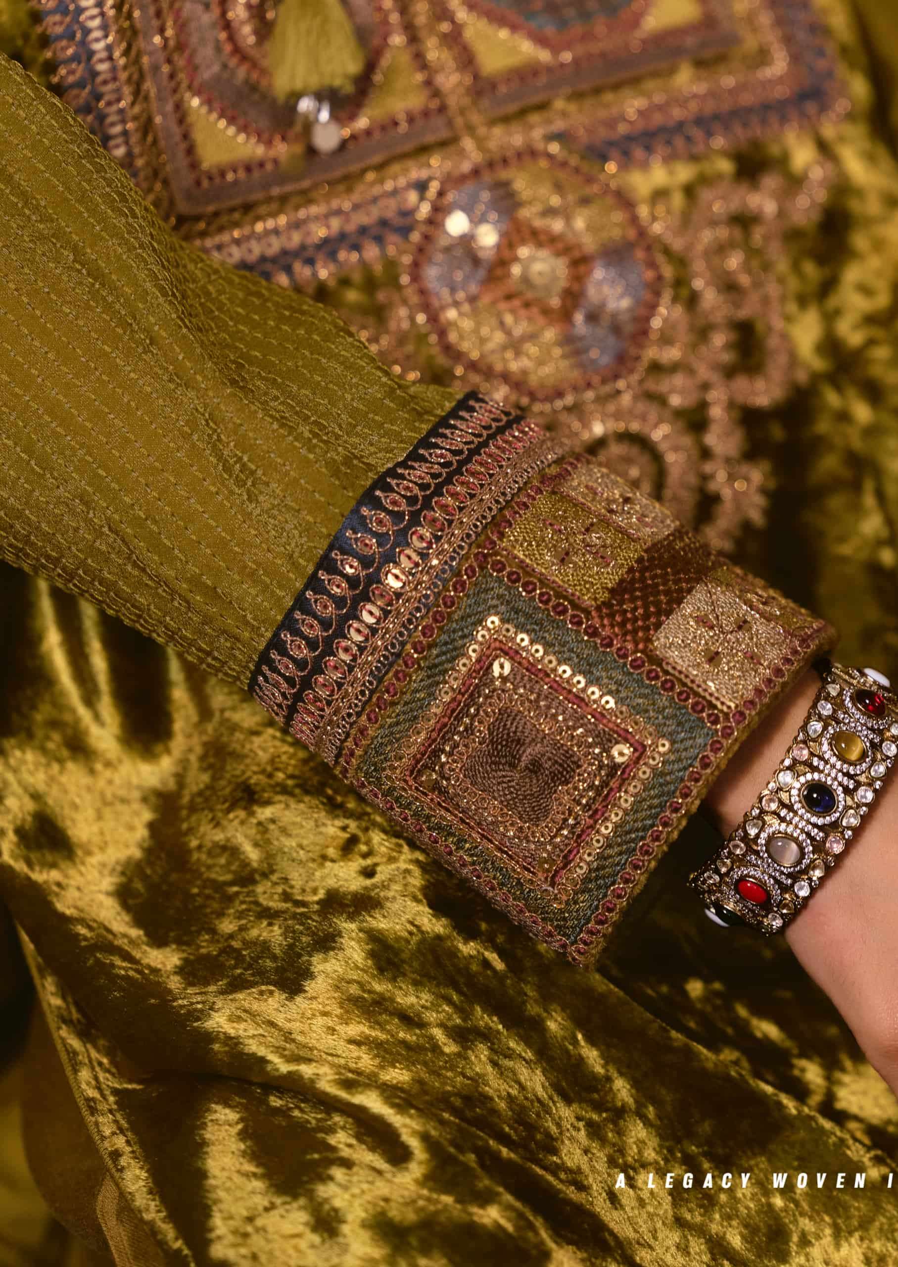 My Fashion Road Aiqa Nooren Party Wear Velvet Designer Suits | A-4 My Fashion Road Aiqa Nooren Party Wear Velvet Designer Suits | A-4