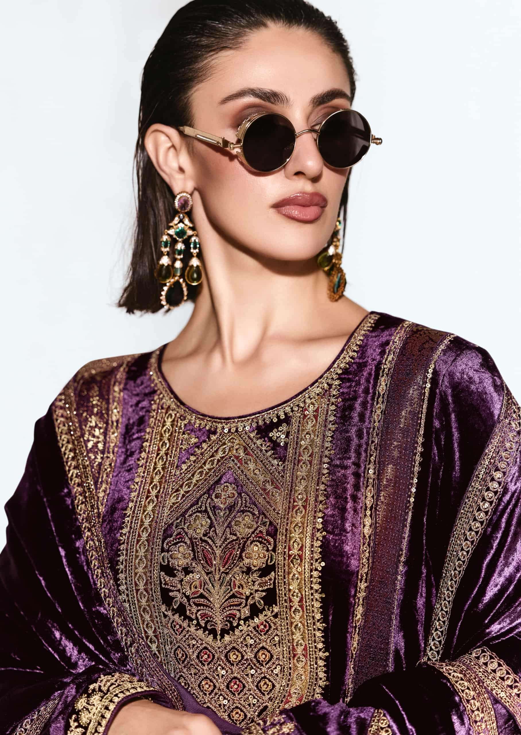 My Fashion Road Aiqa Rubaab Premium Designs Velvet Suit | G-1 My Fashion Road Aiqa Rubaab Premium Designs Velvet Suit | G-1