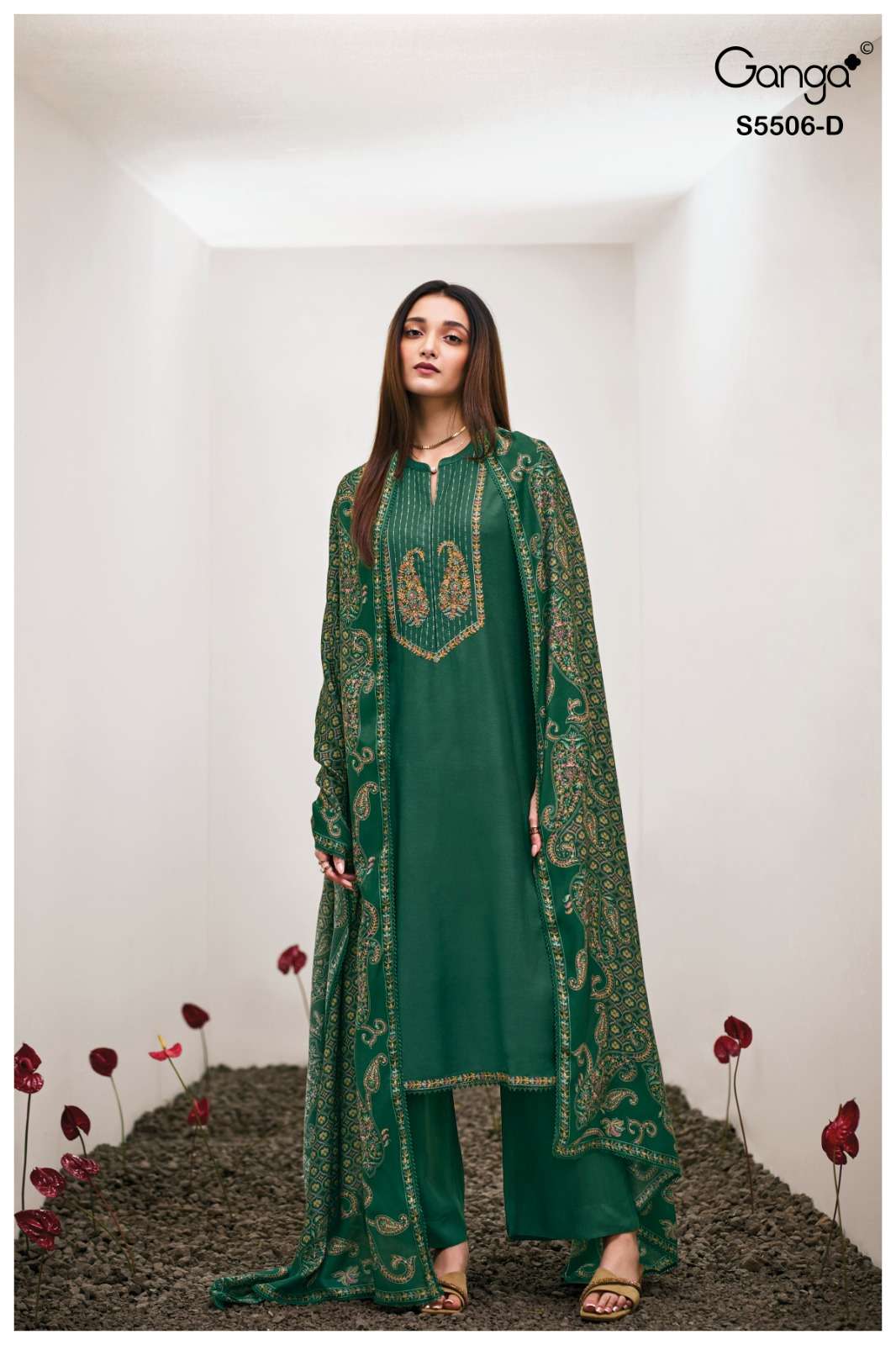 My Fashion Road Ganga Fashion Kanita Pure Bemberg Silk Winter Suit | 5506-D My Fashion Road Ganga Fashion Kanita Pure Bemberg Silk Winter Suit | 5506-D